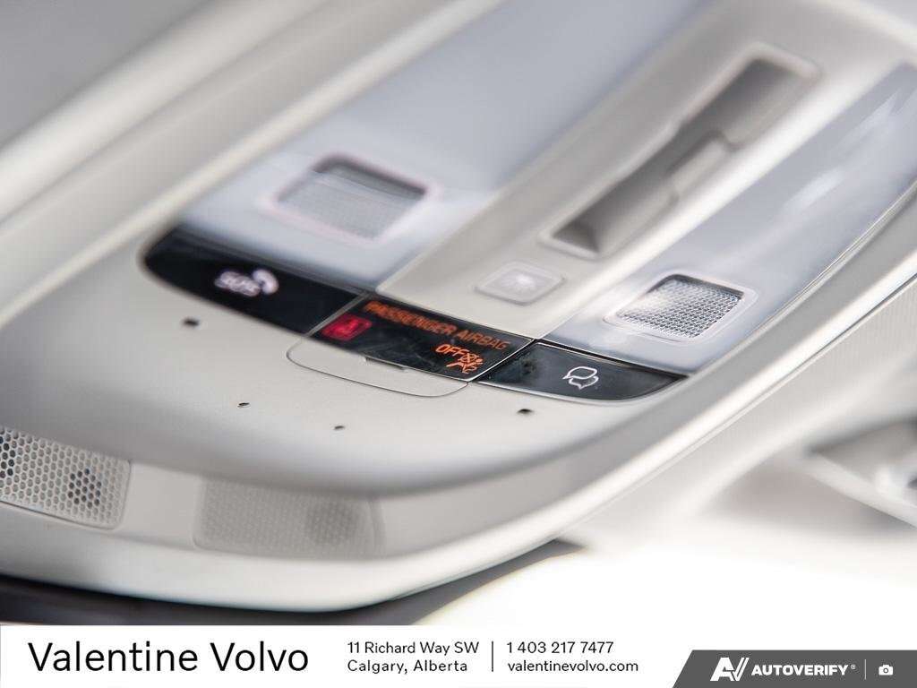2026 Volvo XC90 Ultra Bright Theme thumb 22