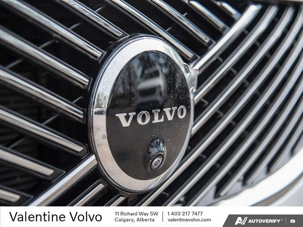 2026 Volvo XC90 Ultra Bright Theme thumb 9