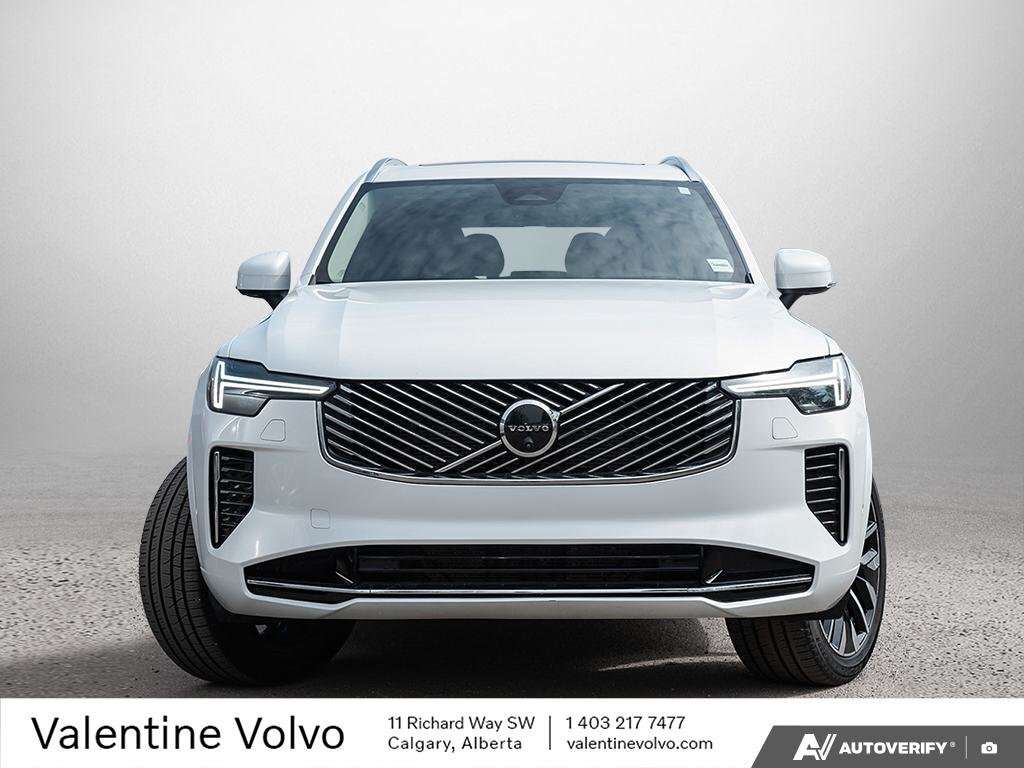 2026 Volvo XC90 Ultra Bright Theme alt 2
