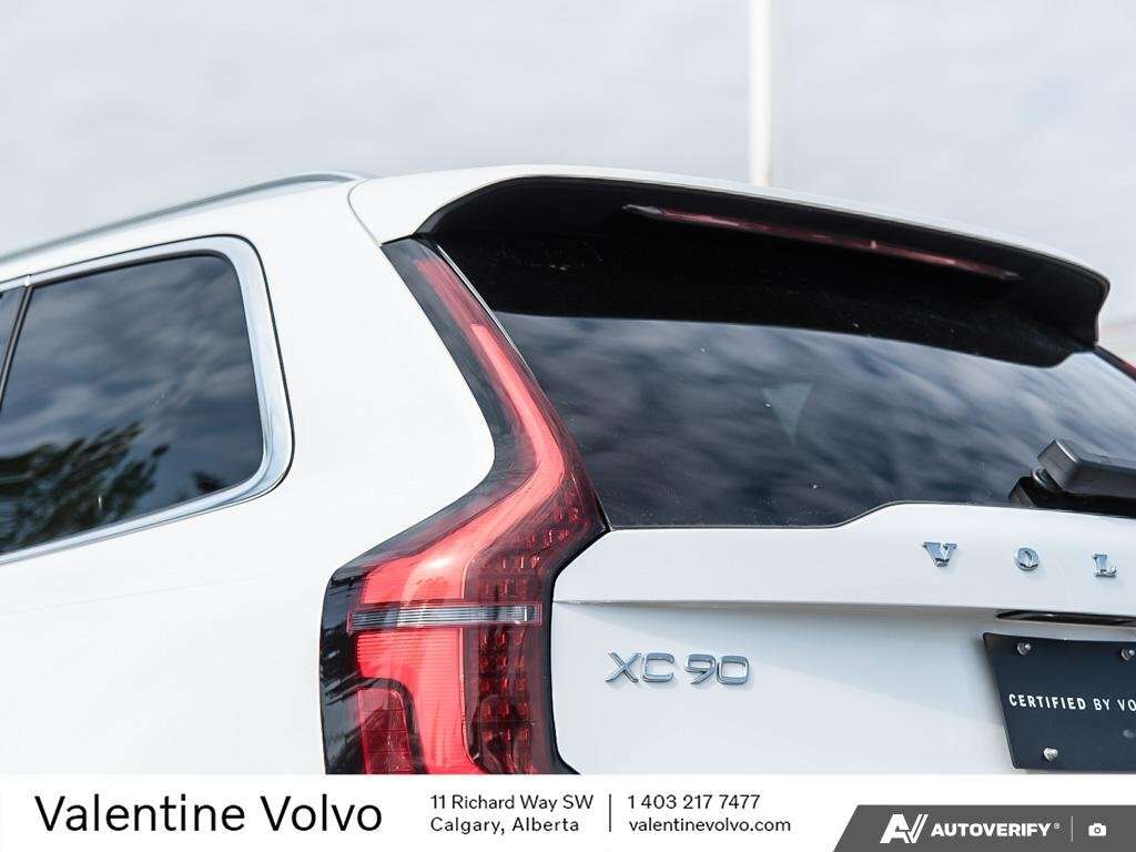 2026 Volvo XC90 Ultra Bright Theme thumb 12