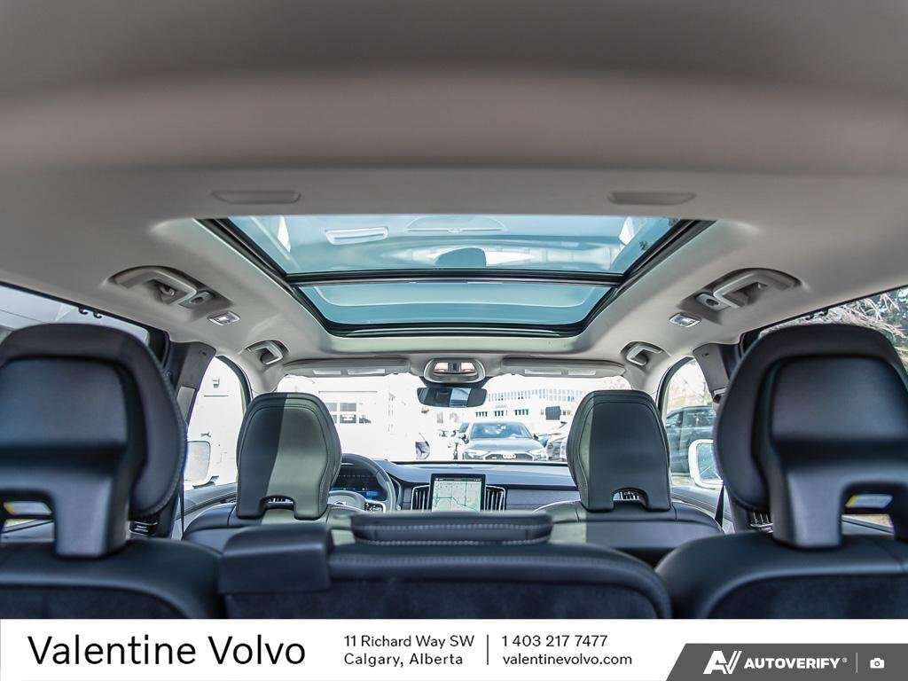 2026 Volvo XC90 Ultra Bright Theme thumb 26