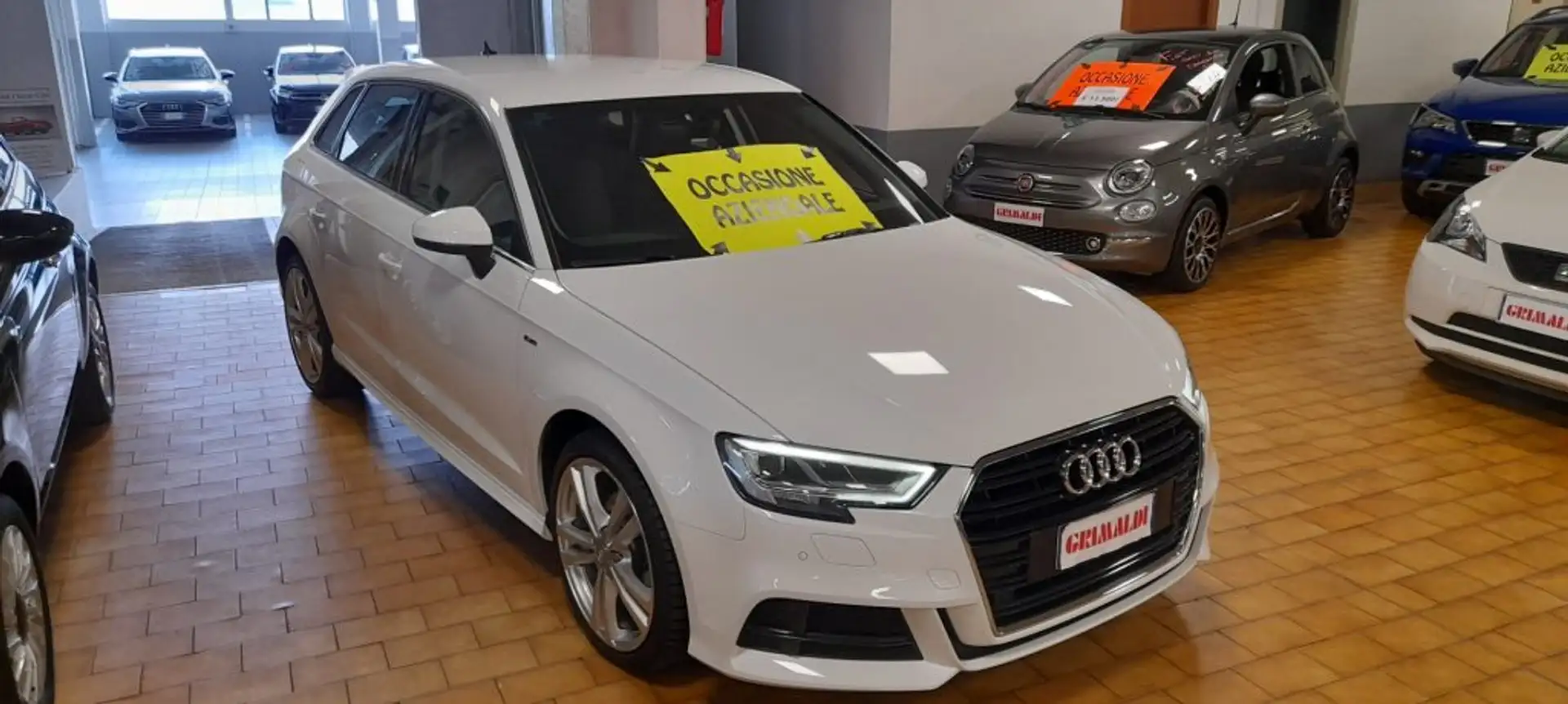 Audi A3 SPORTBACK 30 TDI S tronic Admired S LINE Gris - 2