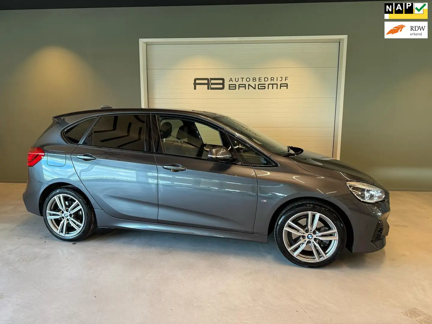 BMW 225 2-serie Active Tourer 225xe iPerformance AUTOMAAT Grijs - 1
