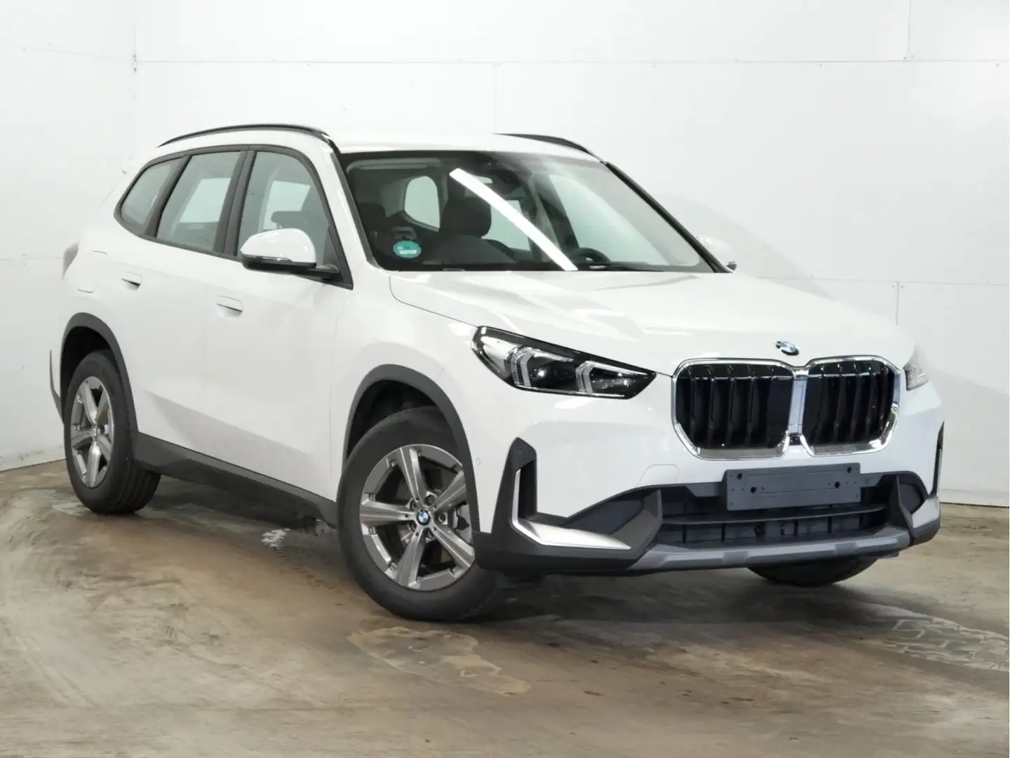 BMW X1 xDrive20d HUD AHK 360°Kam Memory HarmanKardon Weiß - 2