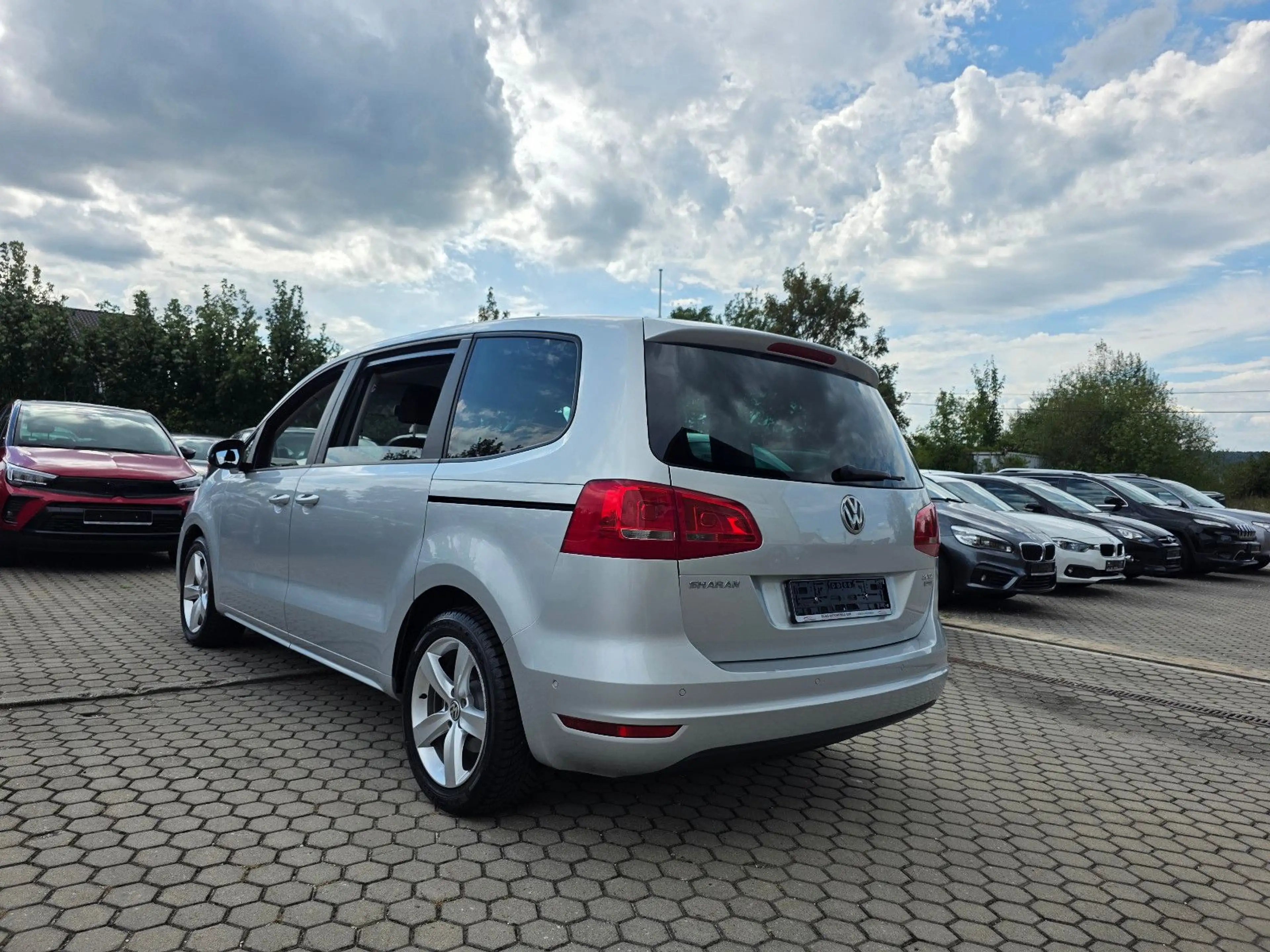 Volkswagen Sharan Trendline BMT — photo 3