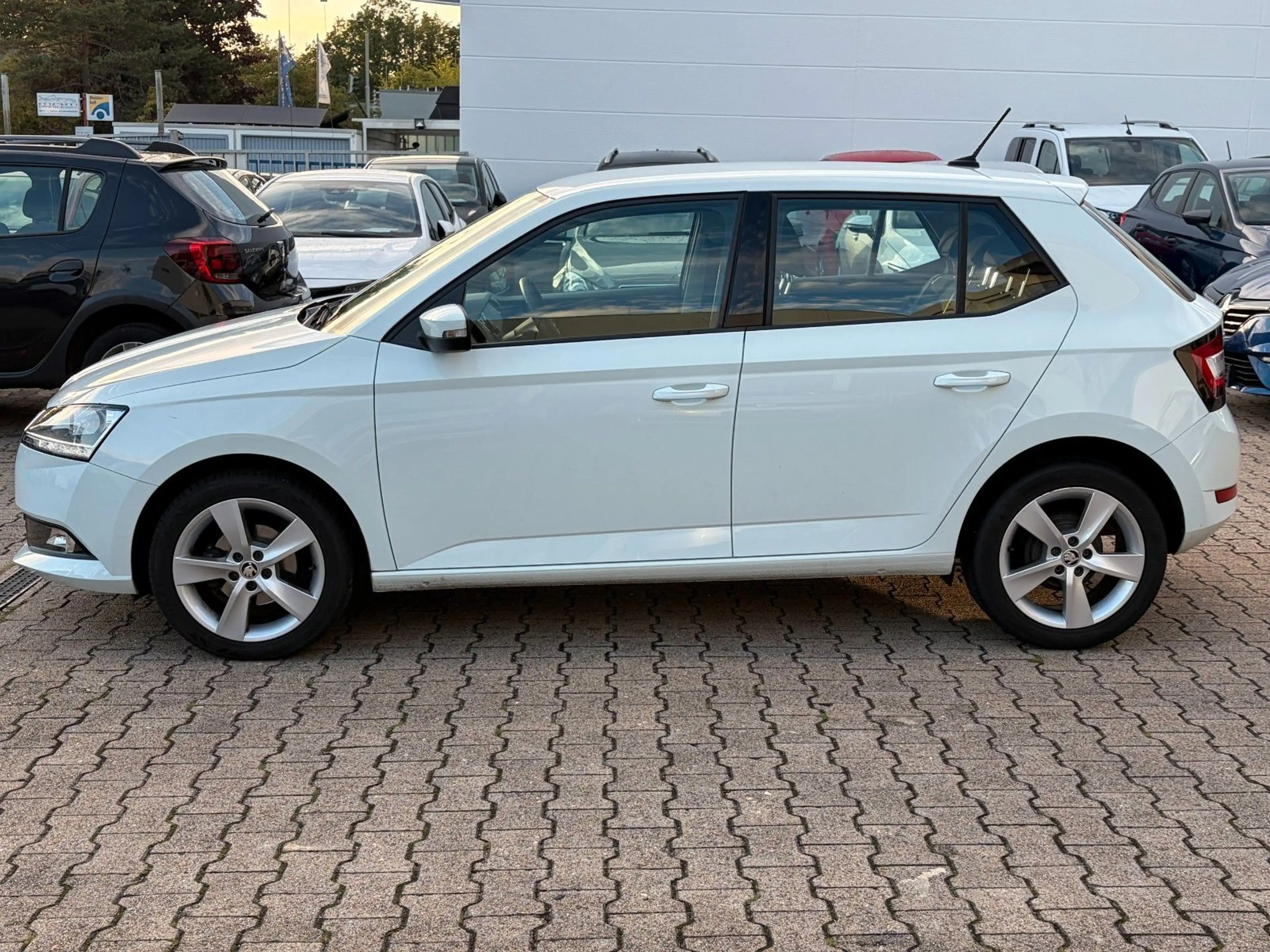Skoda Fabia Cool Plus*SITZHEIZUNG*PDC*BT* — photo 8