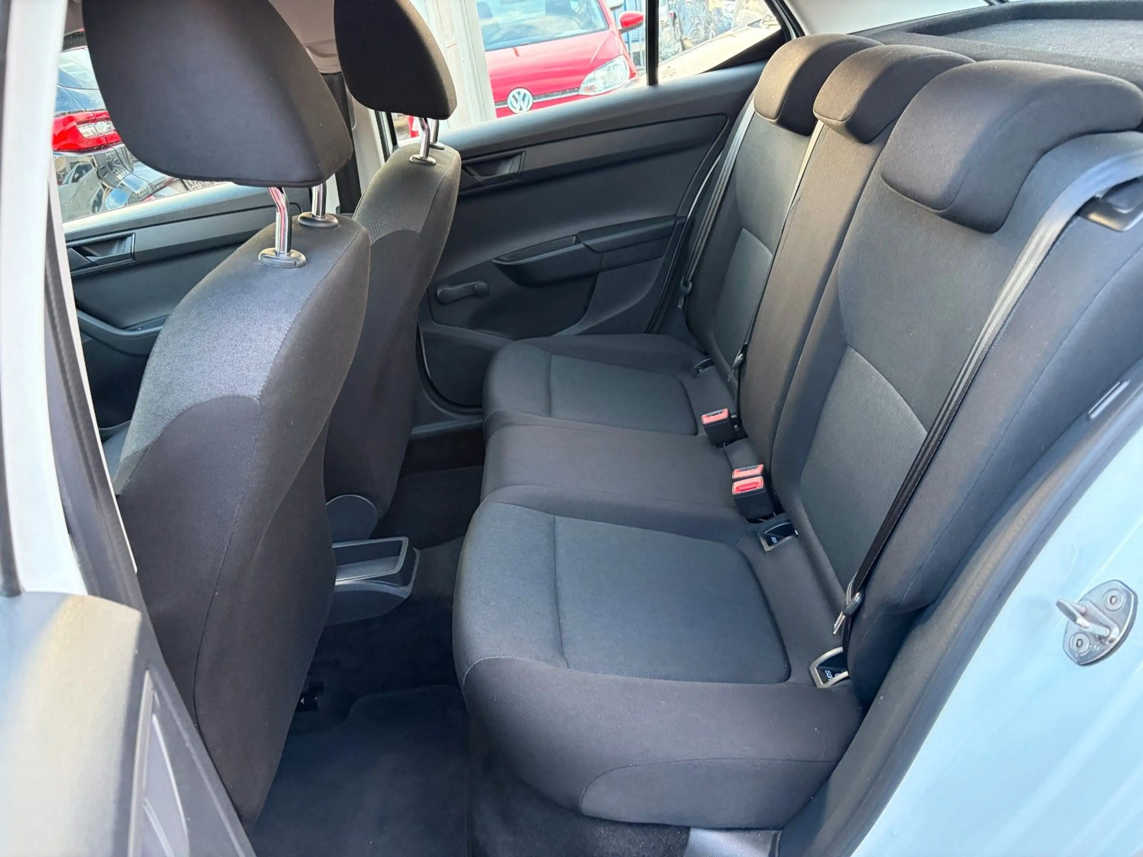 Skoda Fabia Cool Plus*SITZHEIZUNG*PDC*BT* — photo 12