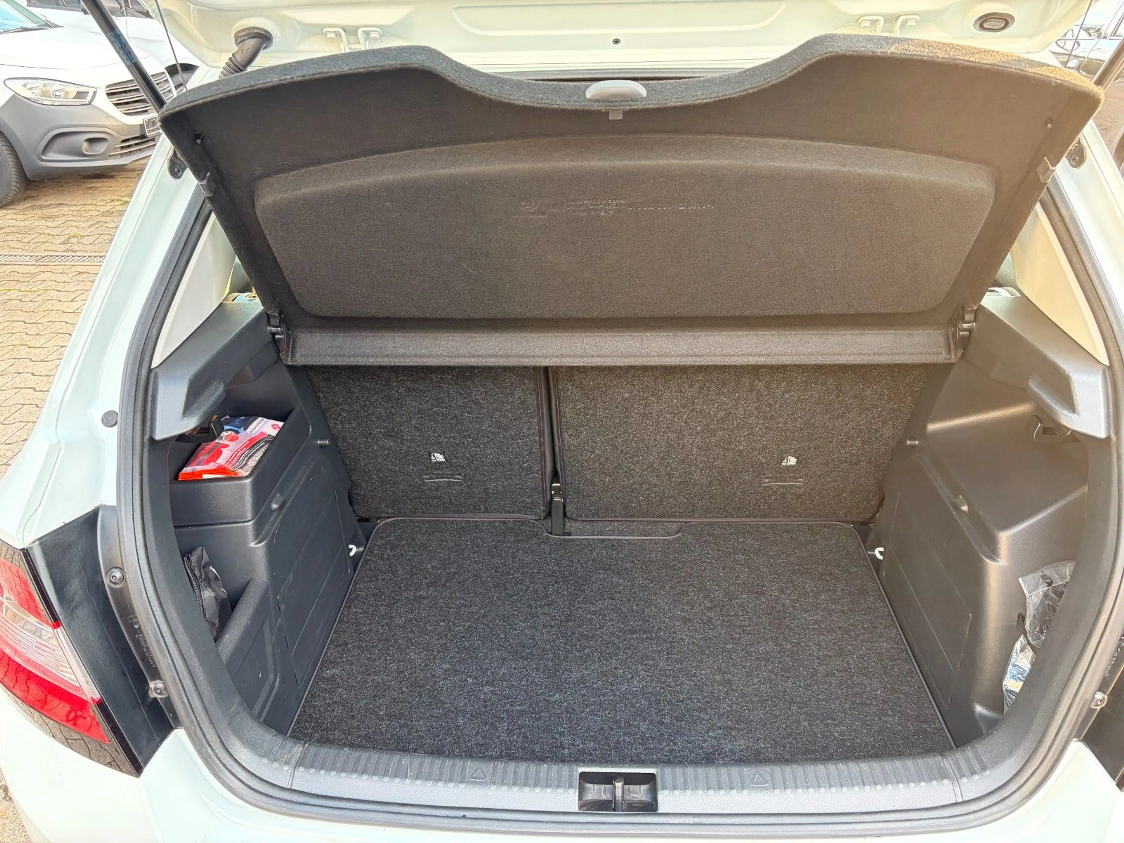 Skoda Fabia Cool Plus*SITZHEIZUNG*PDC*BT* — photo 10
