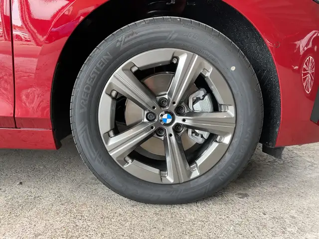 BMW 2 Series view 11
