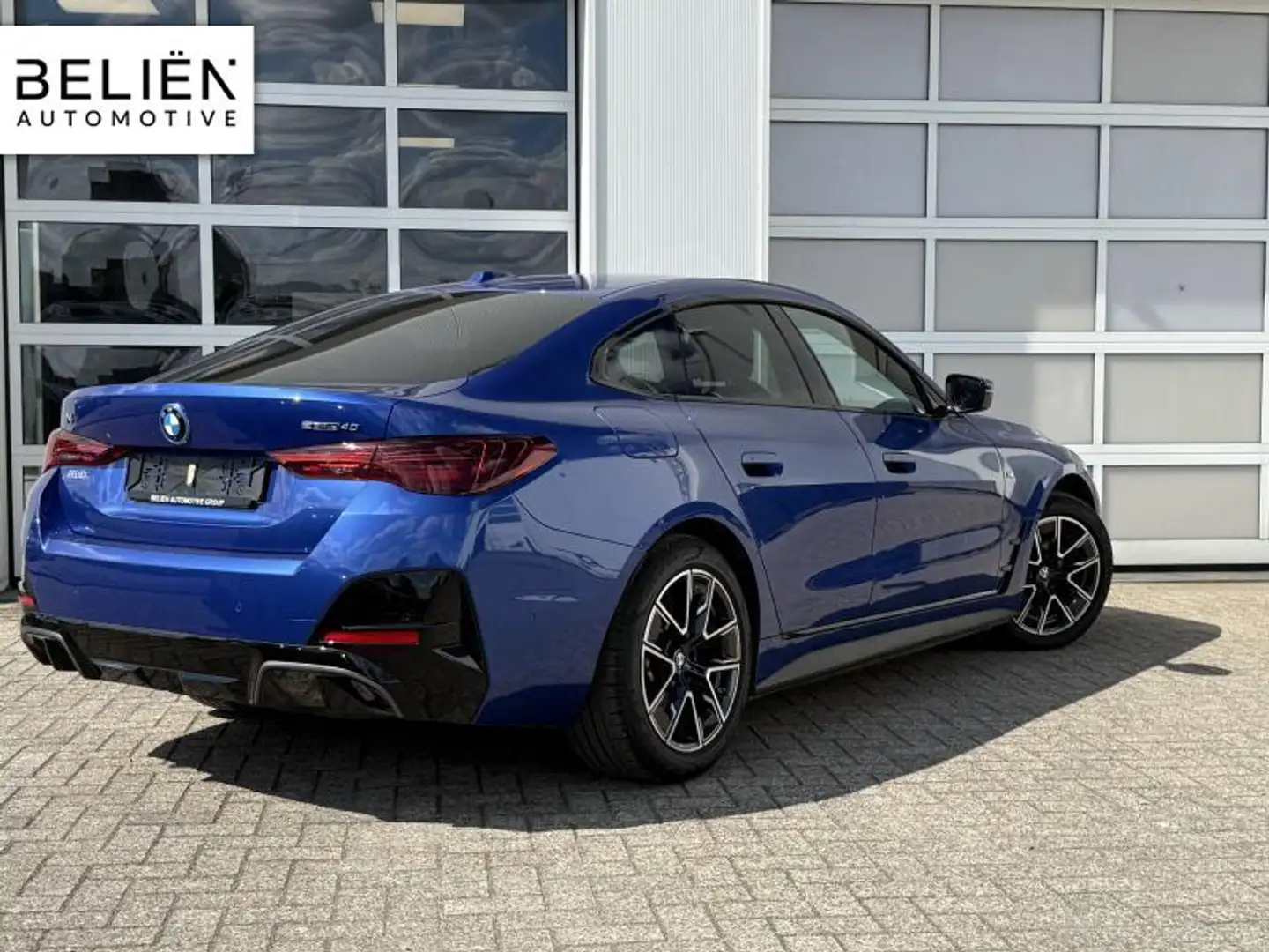 BMW i4 Gran Coupé Blau - 2