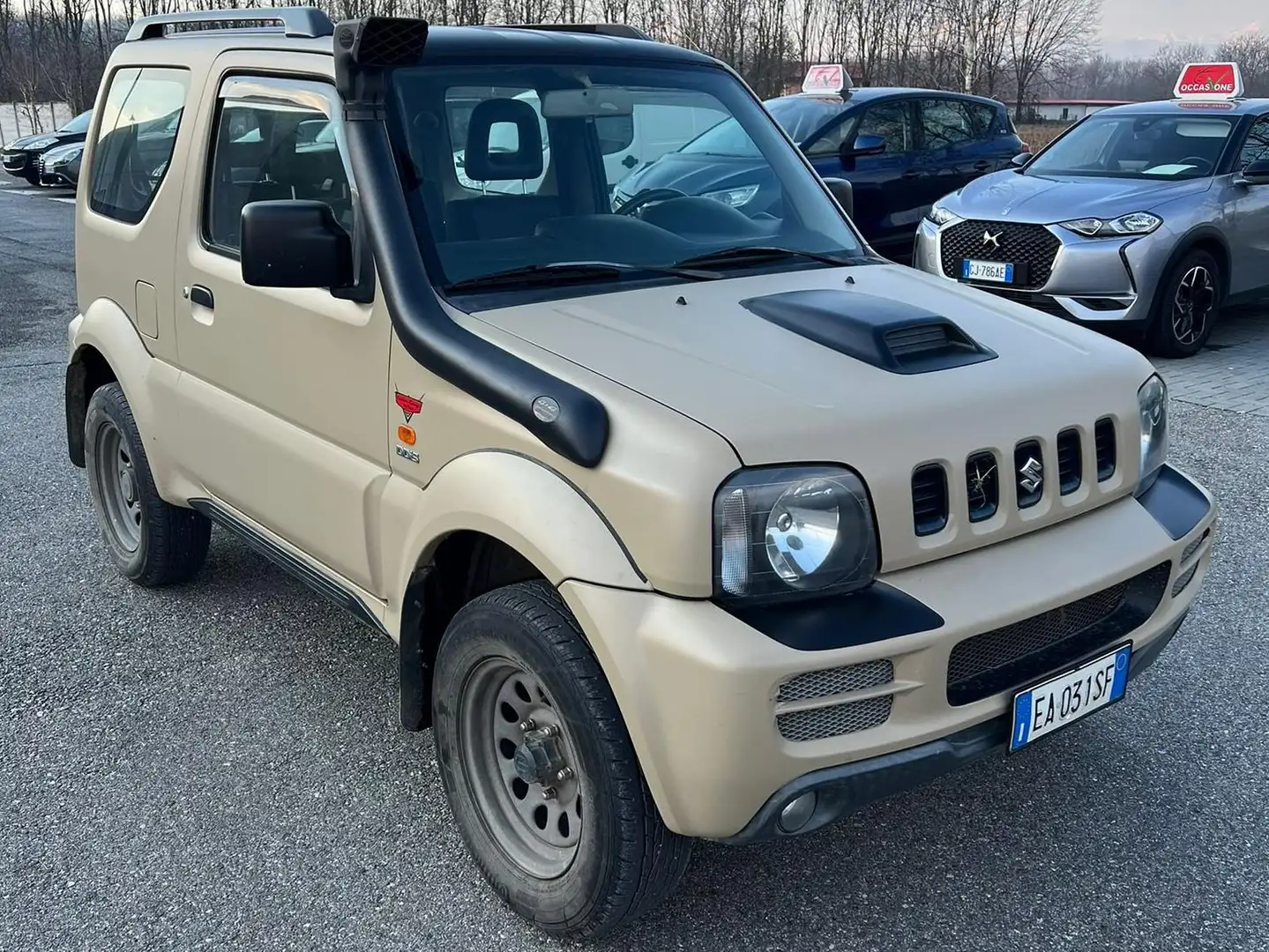 Suzuki Jimny Jimny 1.5 ddis 4wd Grün - 2