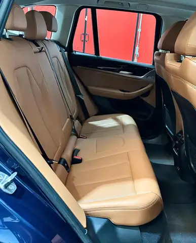 BMW X3 view 13
