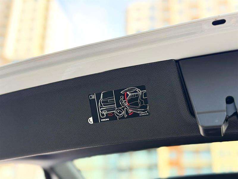2026 Volvo XC90 B6 Ultra | 7 Pass | Nappa | Low KM | Clean thumb 18