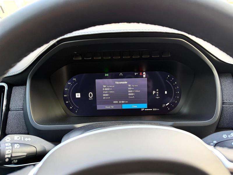 2026 Volvo XC90 B6 Ultra | 7 Pass | Nappa | Low KM | Clean thumb 10