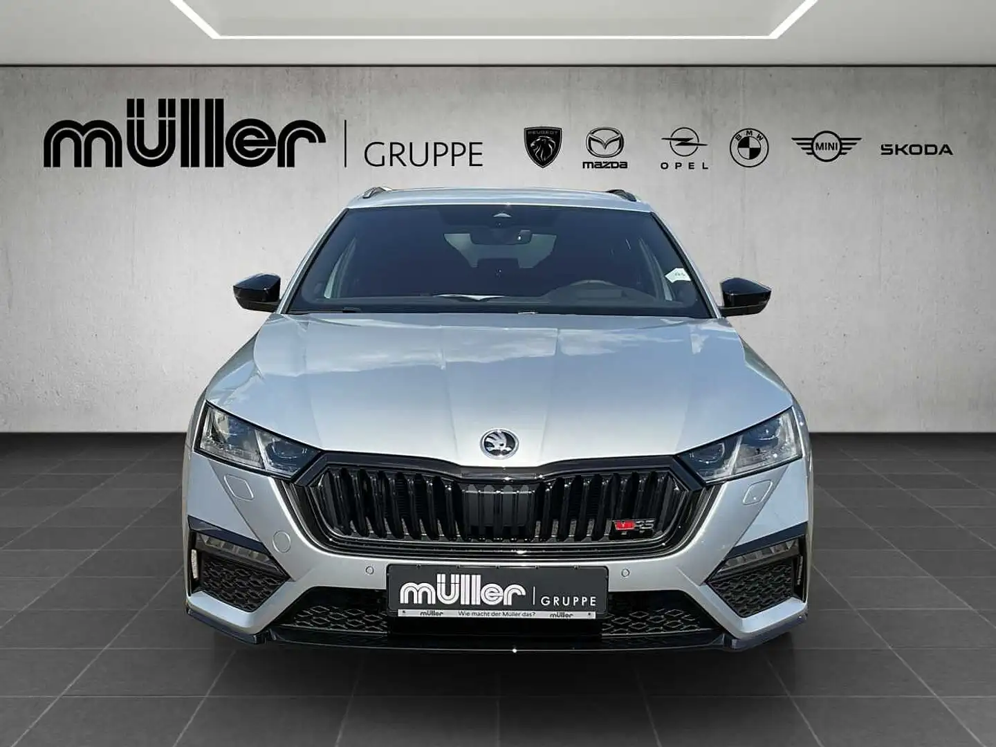 Skoda Octavia Combi RS 2.0 TSI DSG Silber - 2