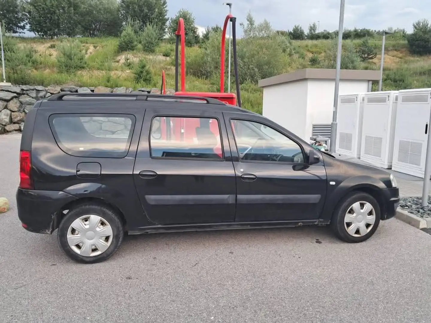 Dacia Logan Logan MCV Black Line 1,6 MPI Black Line Schwarz - 1