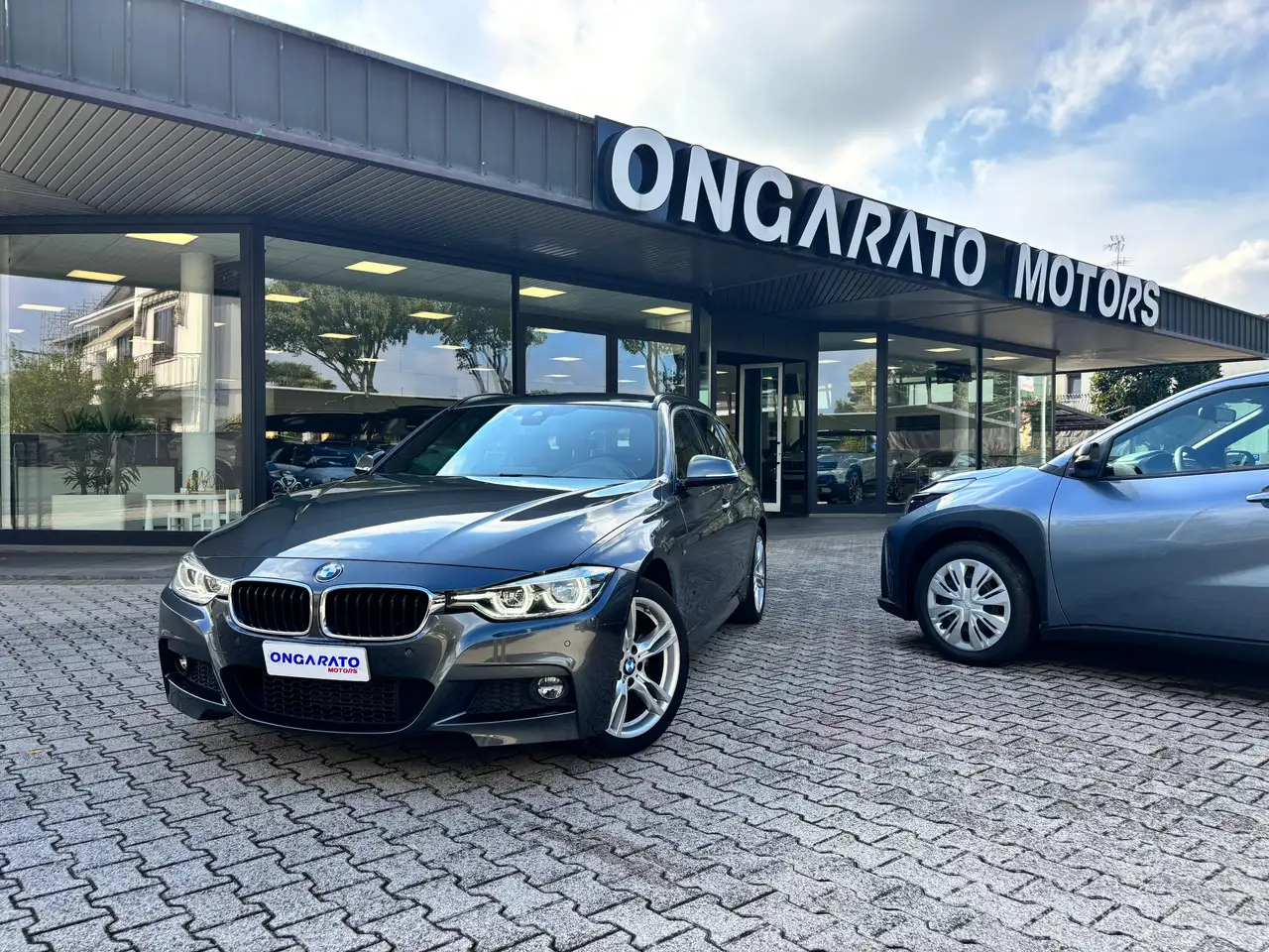 BMW 320
