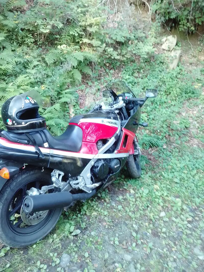 Kawasaki GPZ 600 r Rood - 2