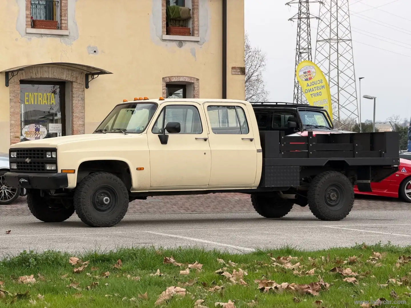 Chevrolet K30 V3500 GPL–4X4–6 POSTI Beige - 1