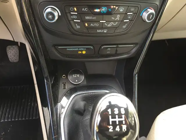 Ford B-Max view 15