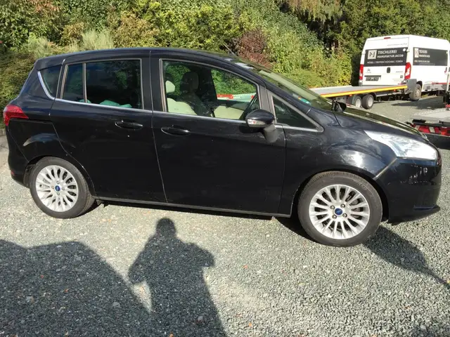 Ford B-Max view 7