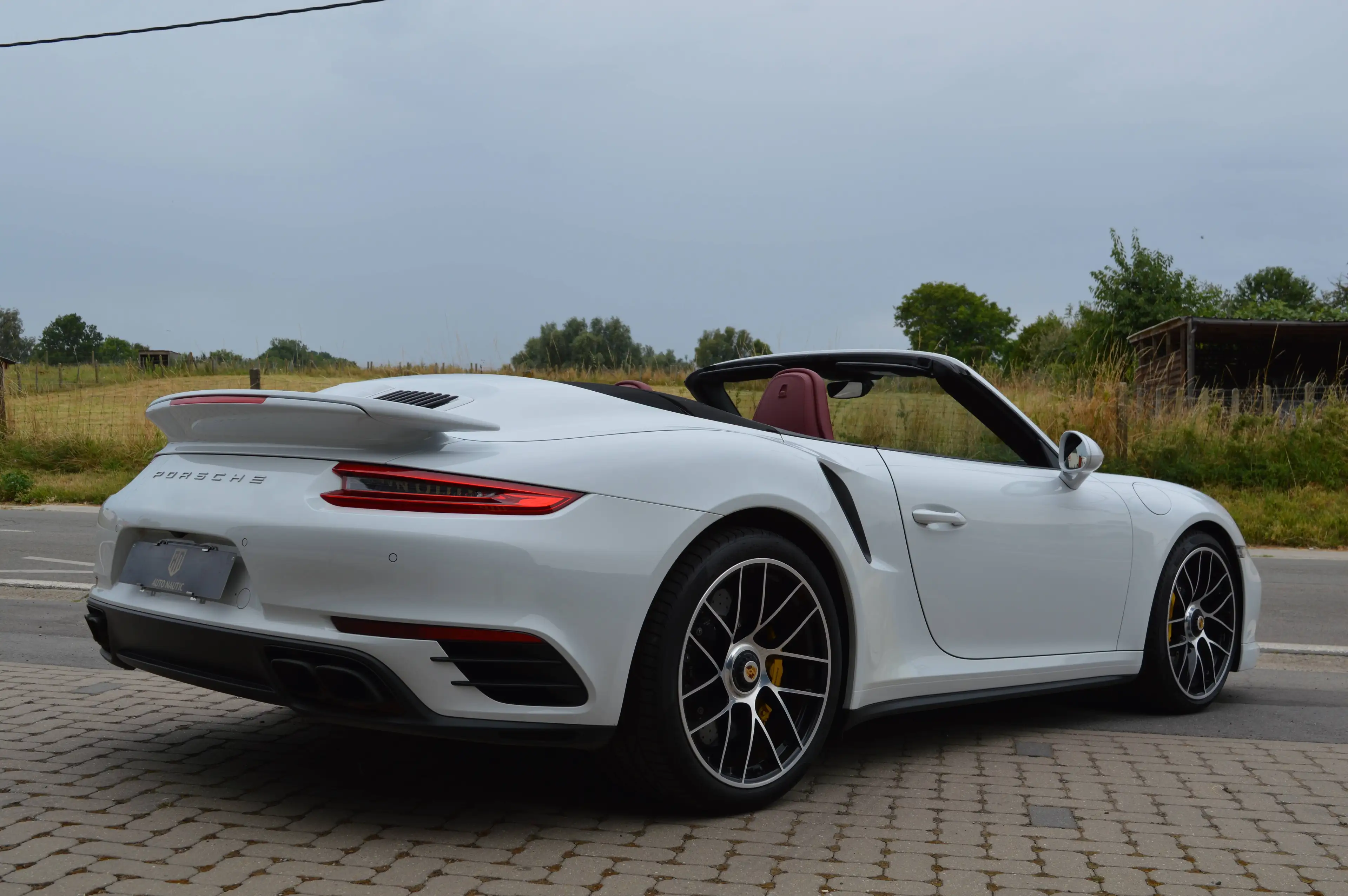 Porsche 911 991.2 Turbo S 3.8i cabriolet - 1 HAND - Porsche services! — photo 3
