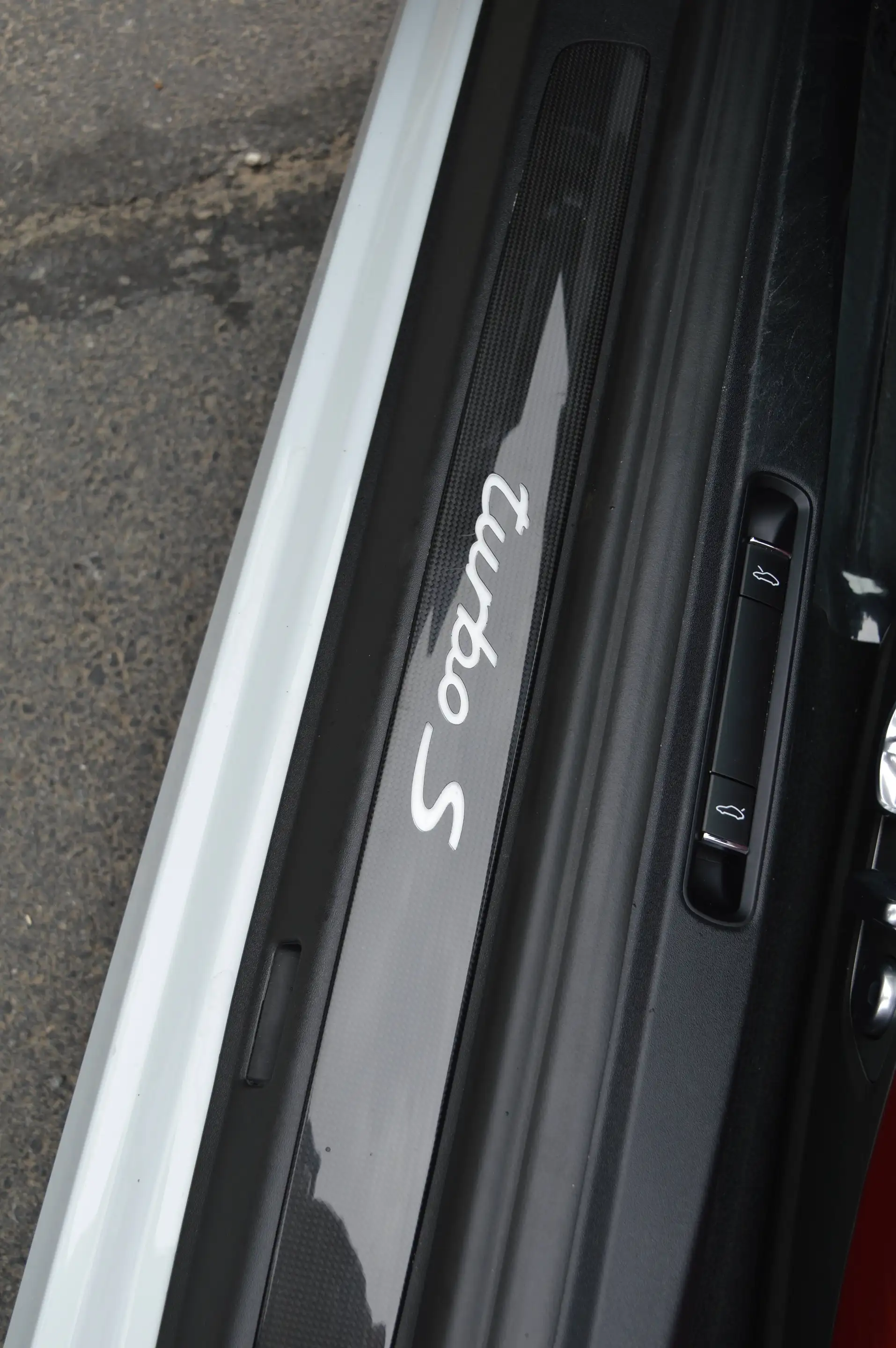 Porsche 911 991.2 Turbo S 3.8i cabriolet - 1 HAND - Porsche services! — photo 13