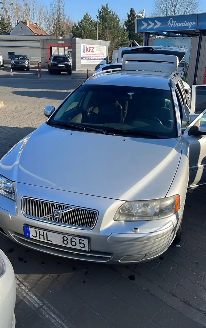 Volvo V70 V70 D5 DPF Aut. Edition Sport Silver - 1