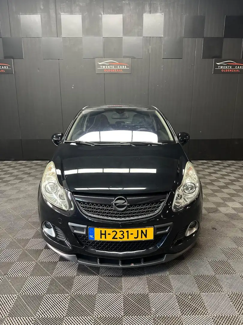 Opel Corsa 1.6-16V T OPC | Navi | Recaro | Maxton | Zwart - 2