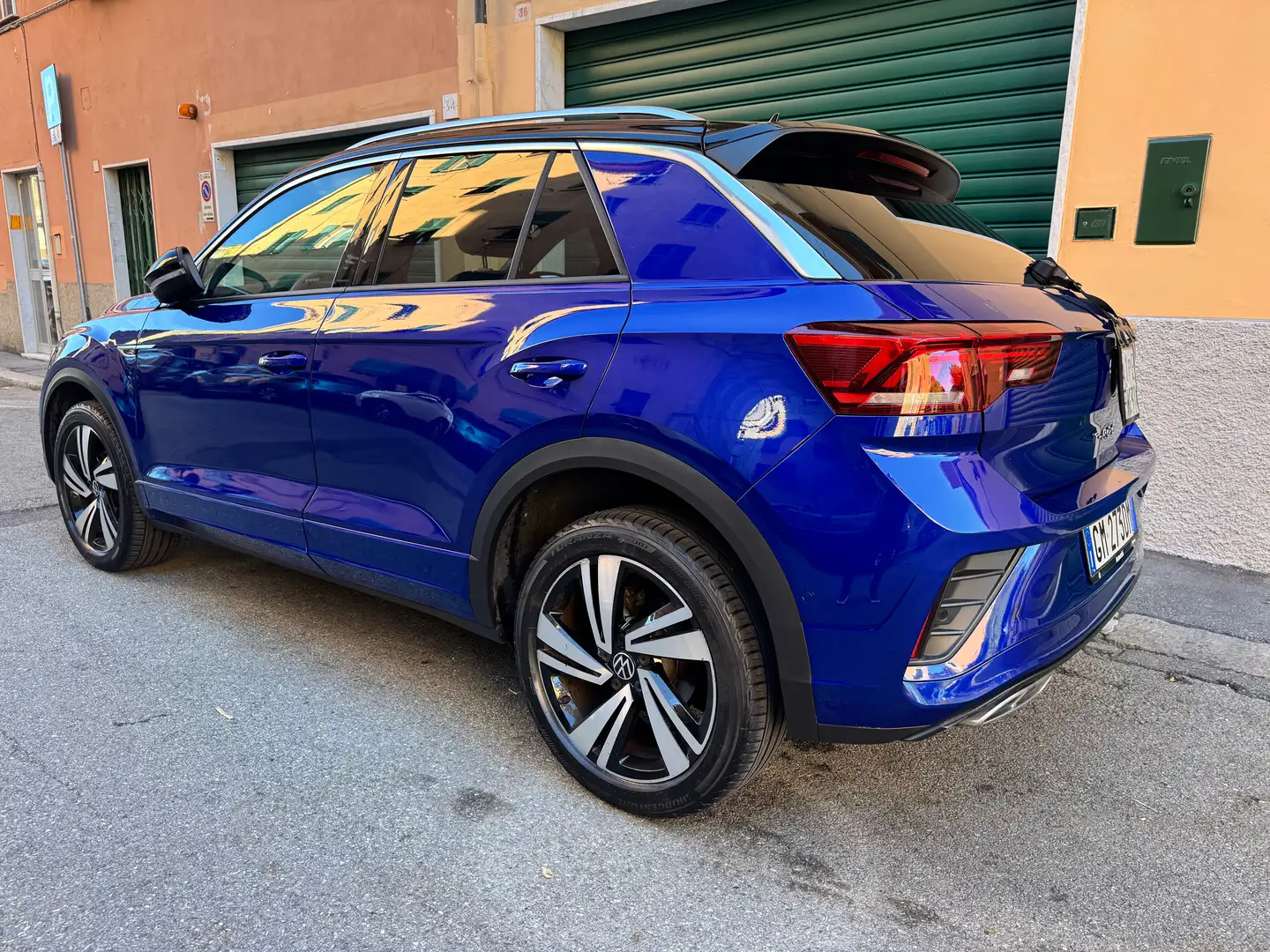 Volkswagen T-Roc T-Roc I 2022 1.0 tsi R-Line 110cv Blauw - 2