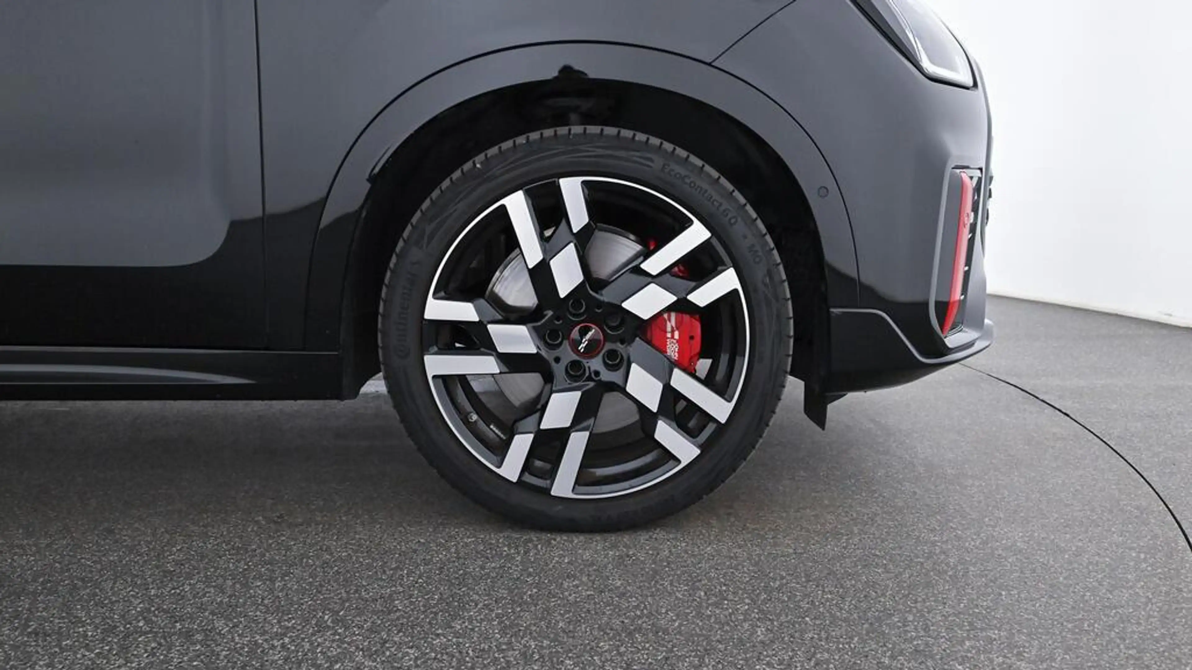 MINI JCW Countryman All4 John Cooper Works Trim — photo 11