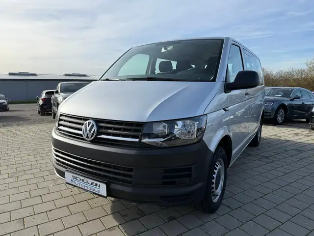 Volkswagen T6 Transporter *9 Sitze*Klima*PDC*AHK*2. Hand*