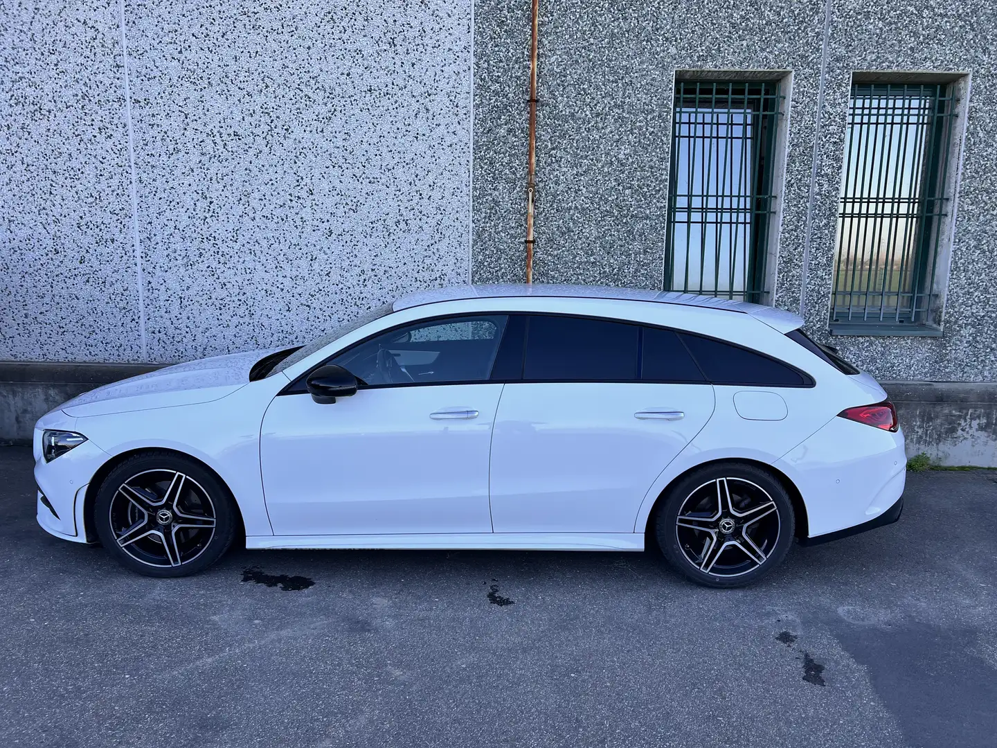 Mercedes-Benz CLA 200 Shooting Brake d Premium auto - 1