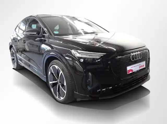 Audi Q4 E-Tron view 10
