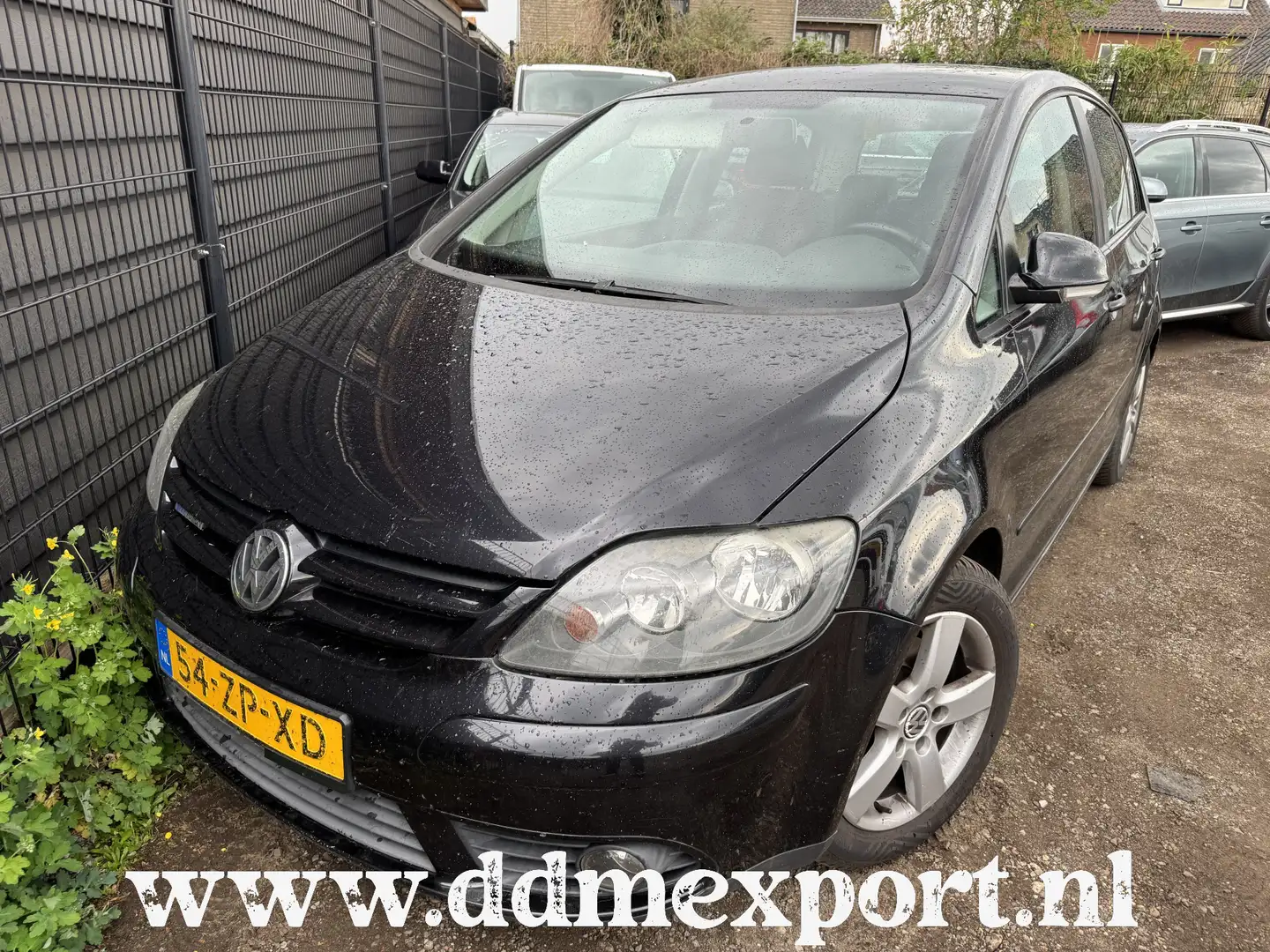 Volkswagen Golf Plus 1.9 TDI Sportline BlueMotion Zwart - 1