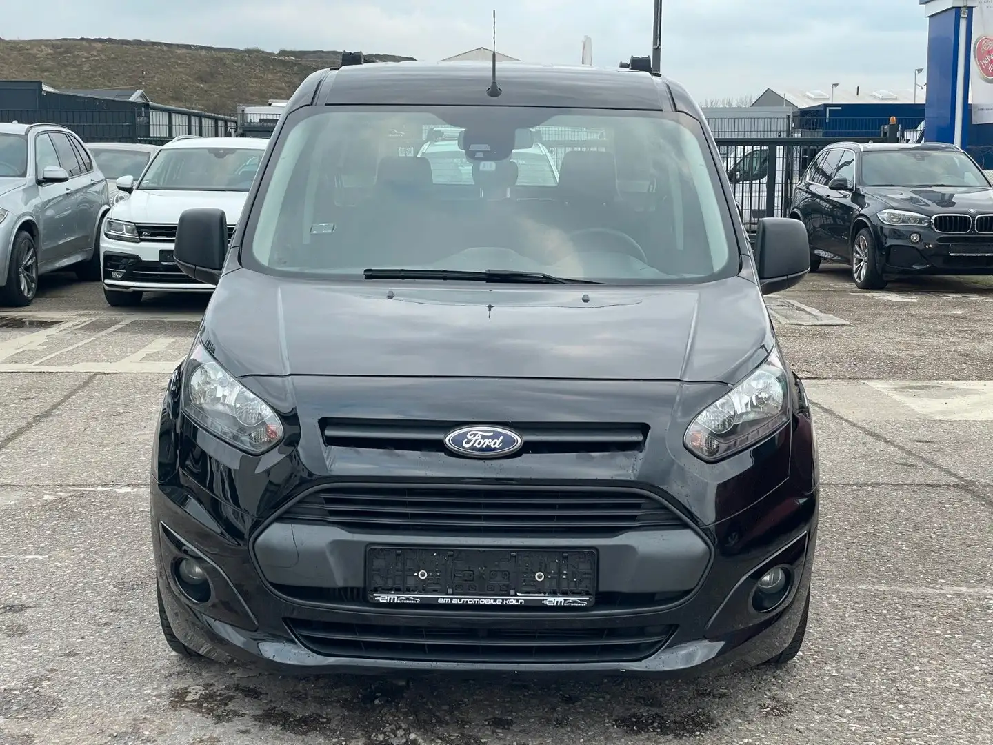 Ford Tourneo Connect Trend/ 1 HAND Noir - 2