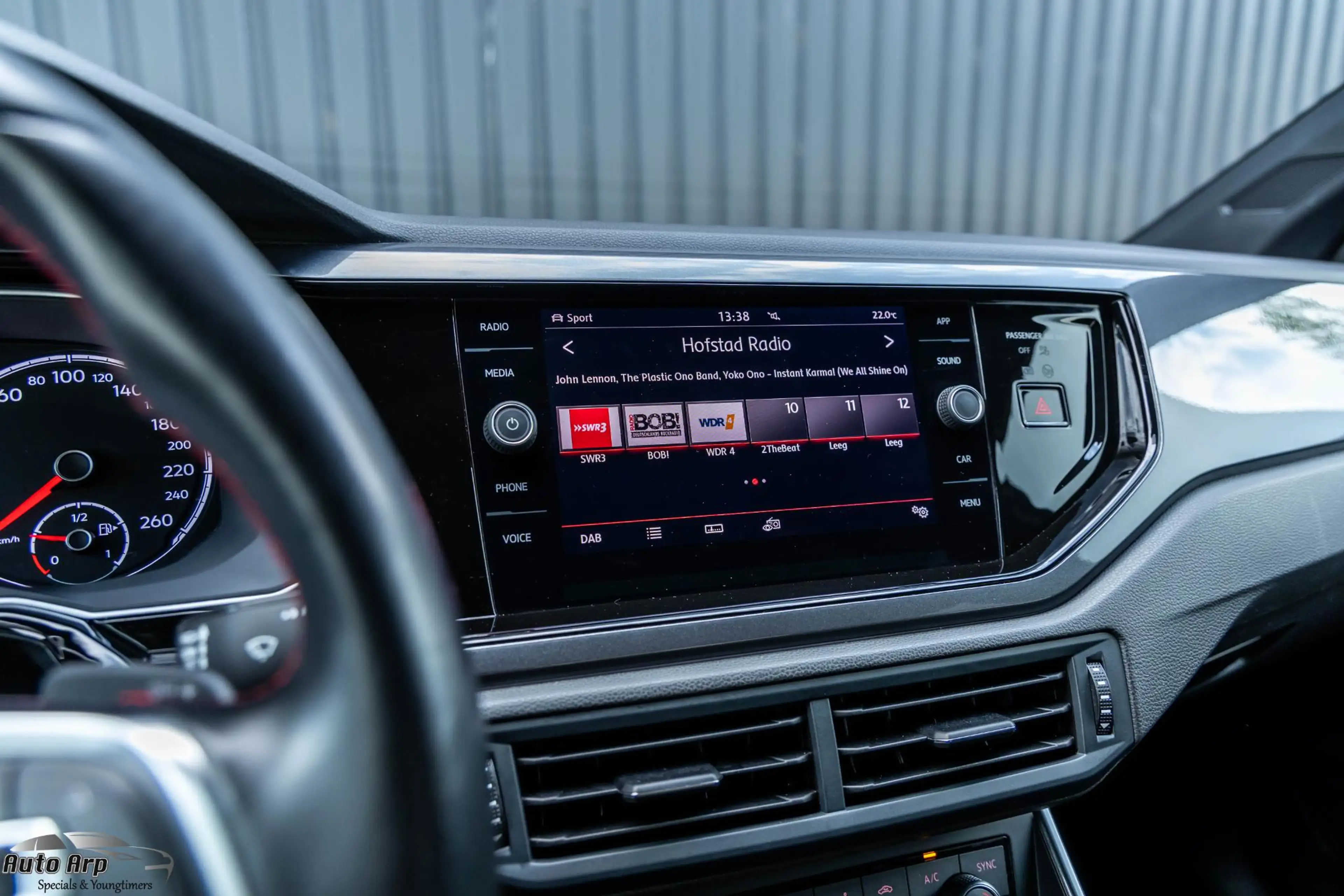 Volkswagen Polo GTI 2.0 TSI — photo 14