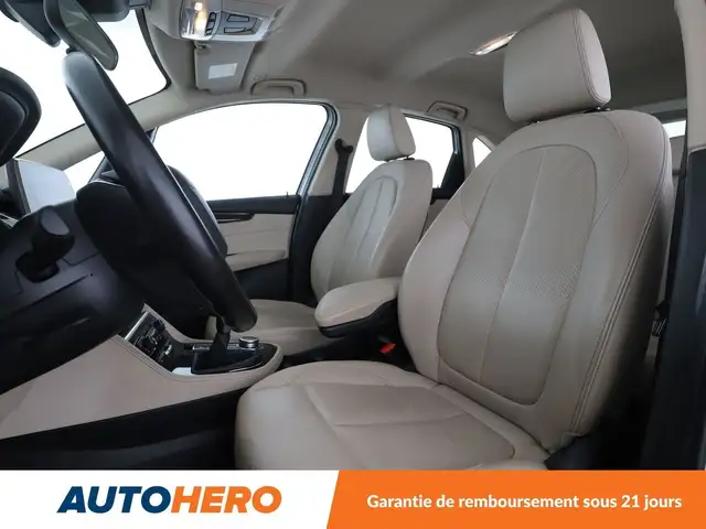BMW 2 Series view 10
