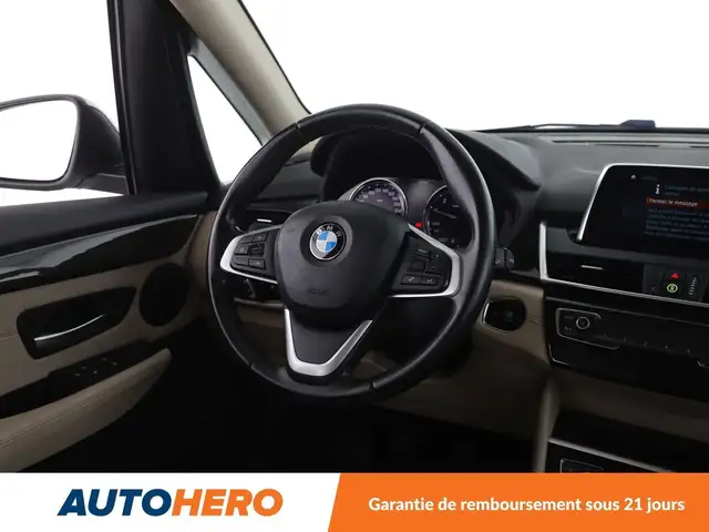 BMW 2 Series view 14