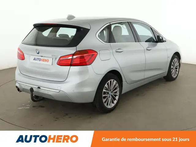 BMW 2 Series view 6