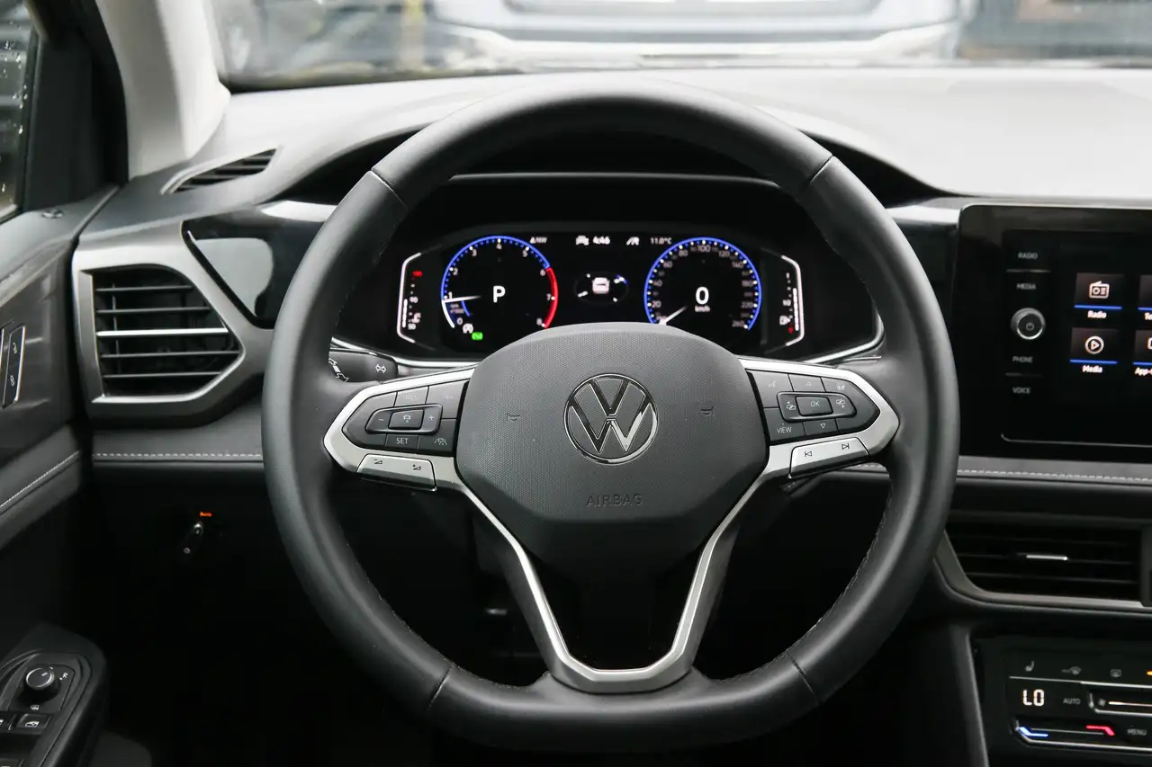 Volkswagen Taos снимка Volkswagen Taos