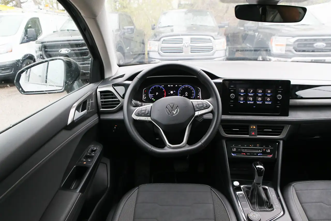 Volkswagen Taos снимка Volkswagen Taos