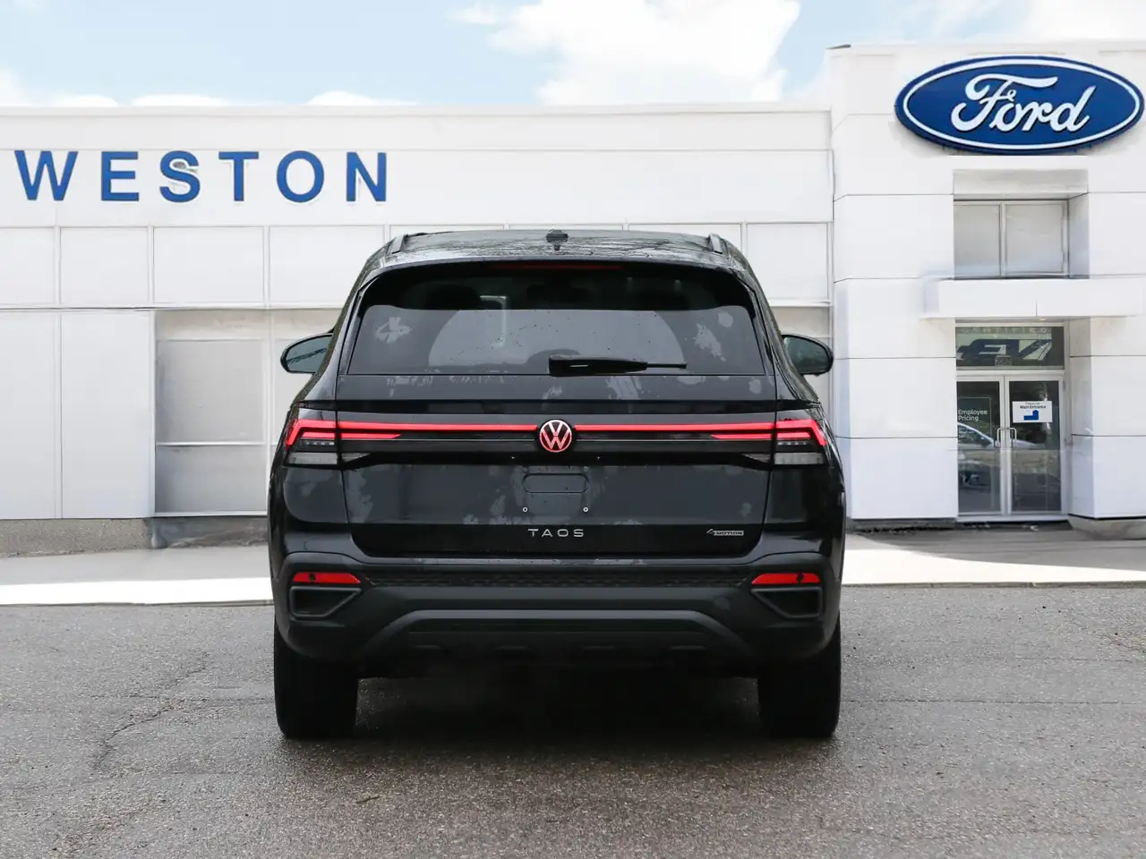 Volkswagen Taos снимка Volkswagen Taos