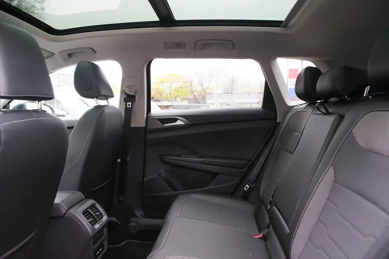 Volkswagen Taos снимка Volkswagen Taos