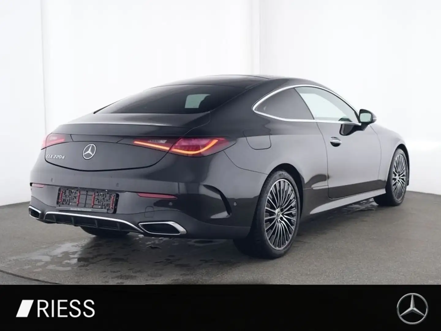 Mercedes-Benz CLE 220 d Cp AMG Sport LED Pano W-Paket Memory 19" Schwarz - 2