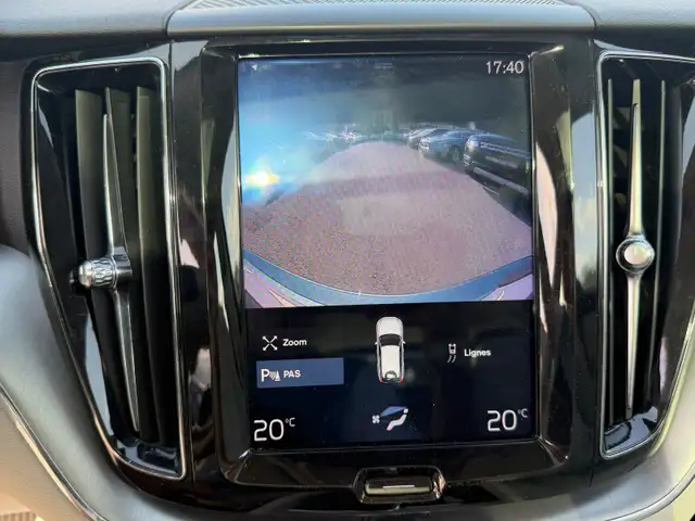 Volvo XC60 view 6