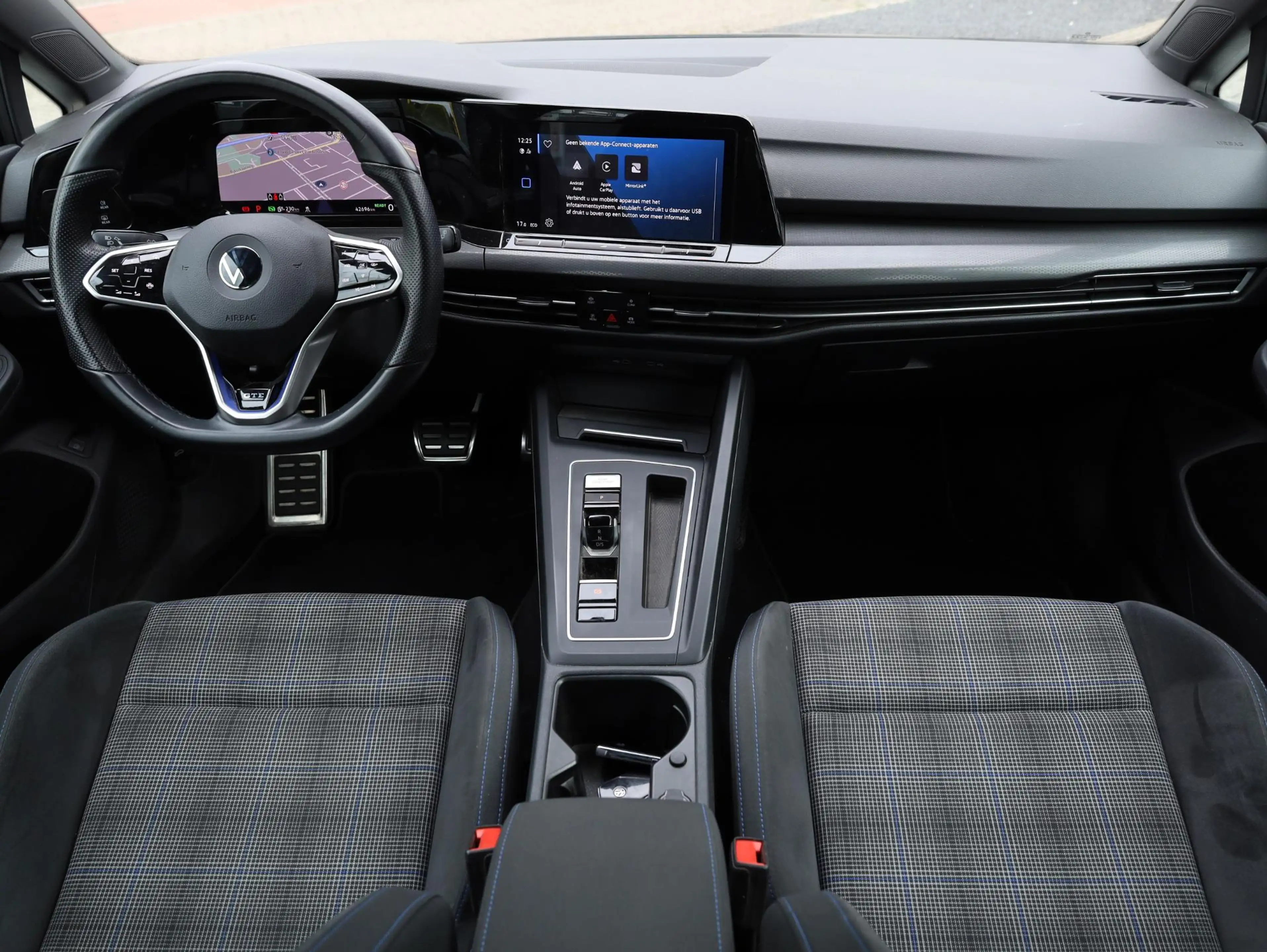 Volkswagen Golf GTE 1.4 eHybrid 245PK | Virtual | Carplay/Android | LE — photo 7