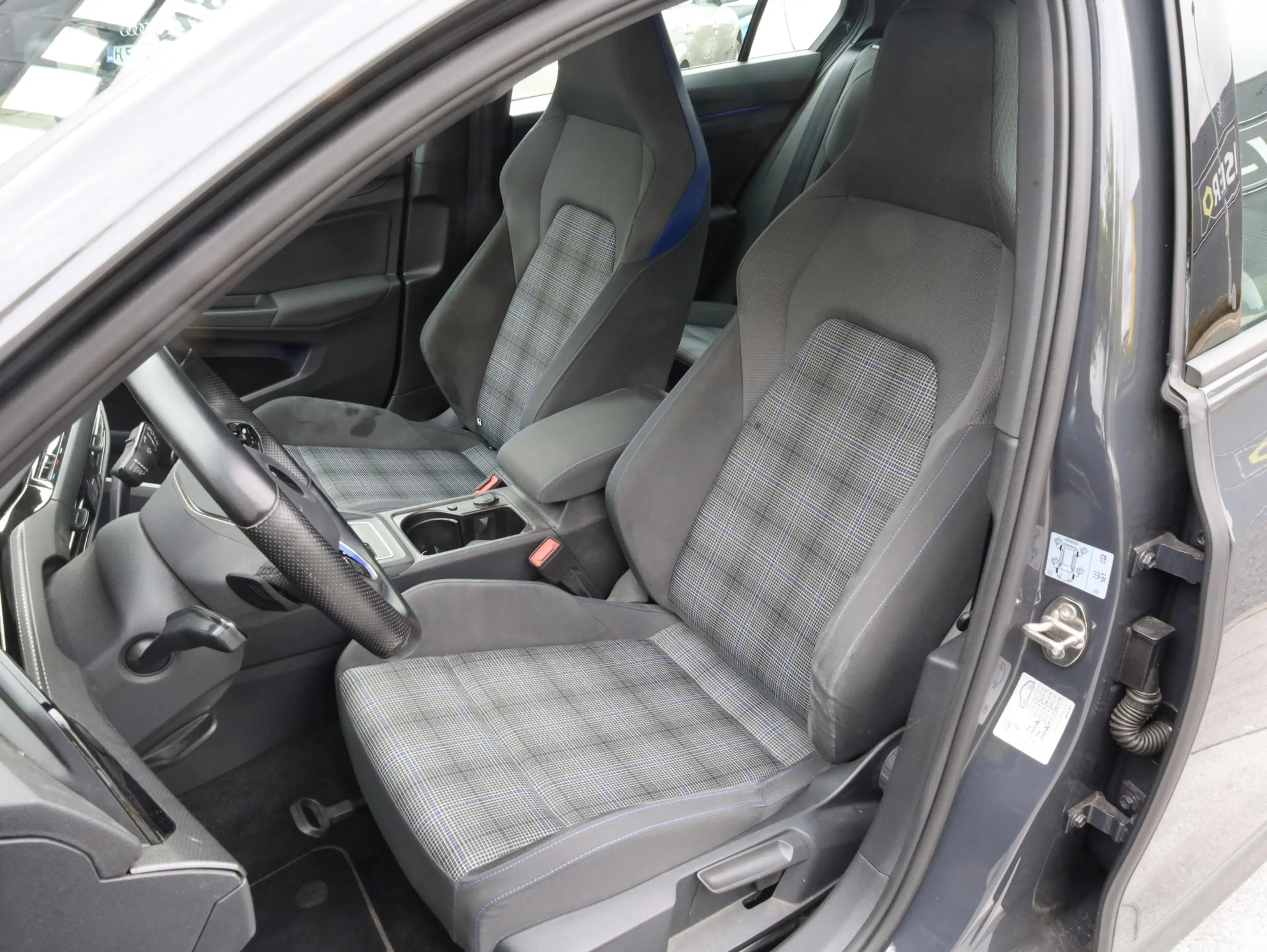 Volkswagen Golf GTE 1.4 eHybrid 245PK | Virtual | Carplay/Android | LE — photo 6