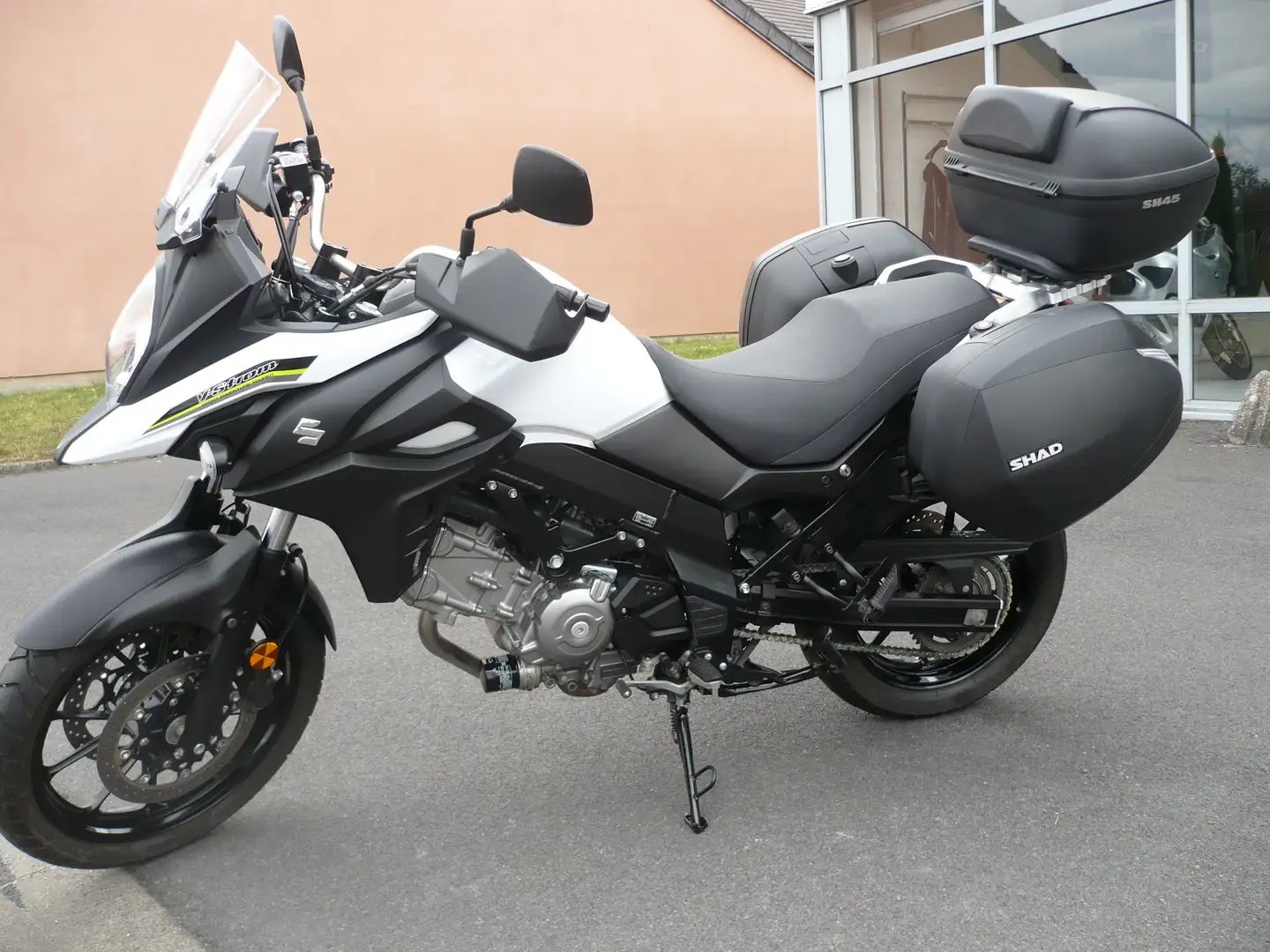 Suzuki V-Strom 650 Blanc - 2