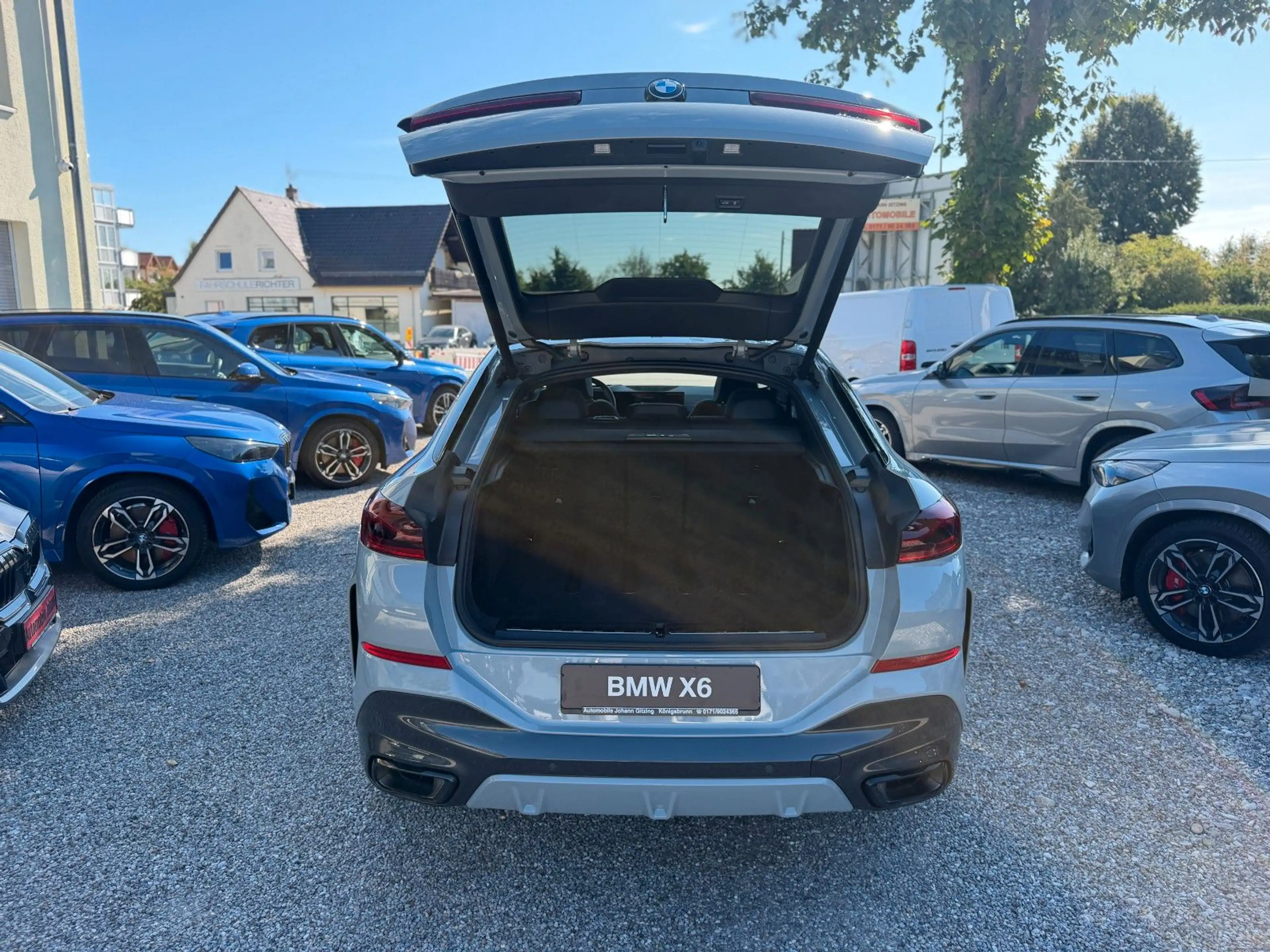 BMW X6 30d xDrive M Sport PRO 21" Gestik HuD Pano HK — photo 11